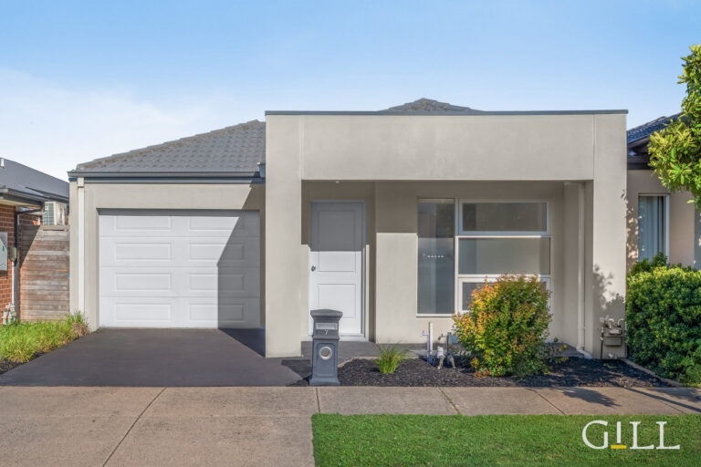 Beautifully Presented Home in the Prestigious Delaray Estate
