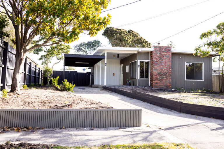 For Rent | Fully Renovated Bayside Living – Walk to Seaford Beach