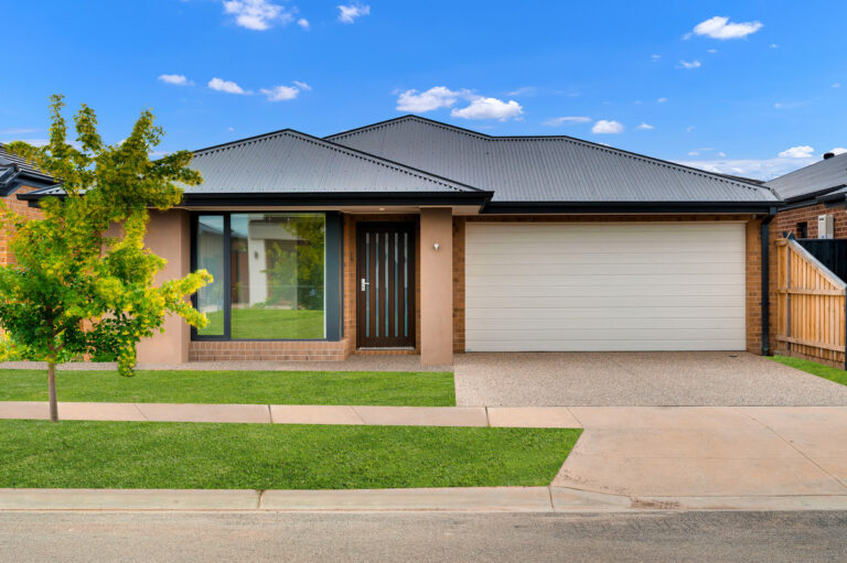 Brand New Family Living in a Prime Clyde North Location