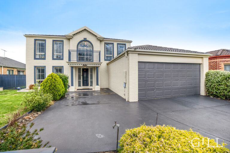 Spacious Family Living in a Prime Berwick Location
