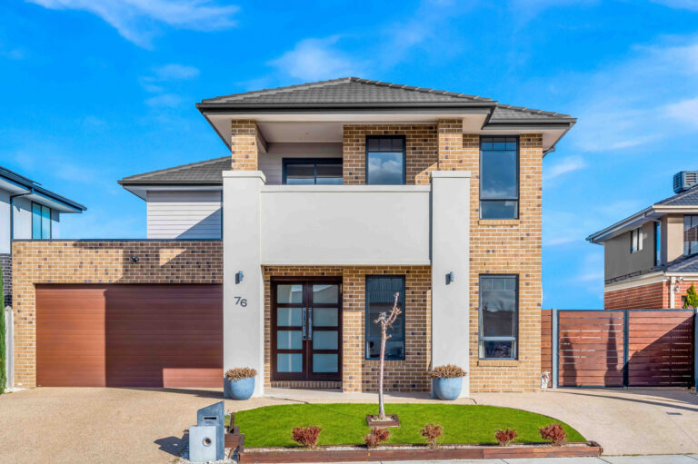 Spacious Double-Storey Family Home with 2 Ensuites and Extra Parking