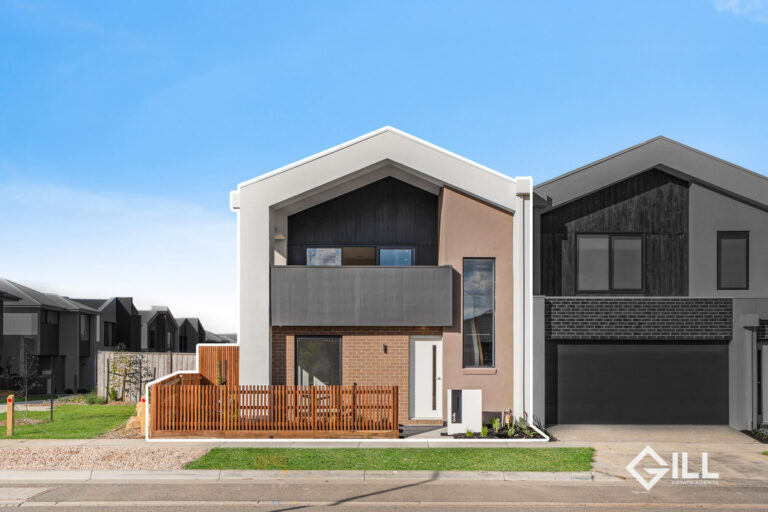Brand-New Swanston View Townhouse – Stylish Living with Balcony, Garage & No Body Corp