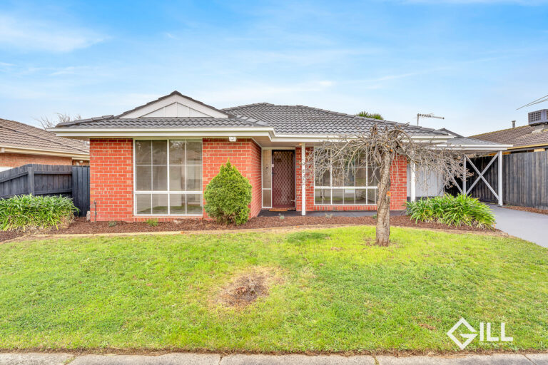 Perfect Blend of Berwick Living and Convenience.