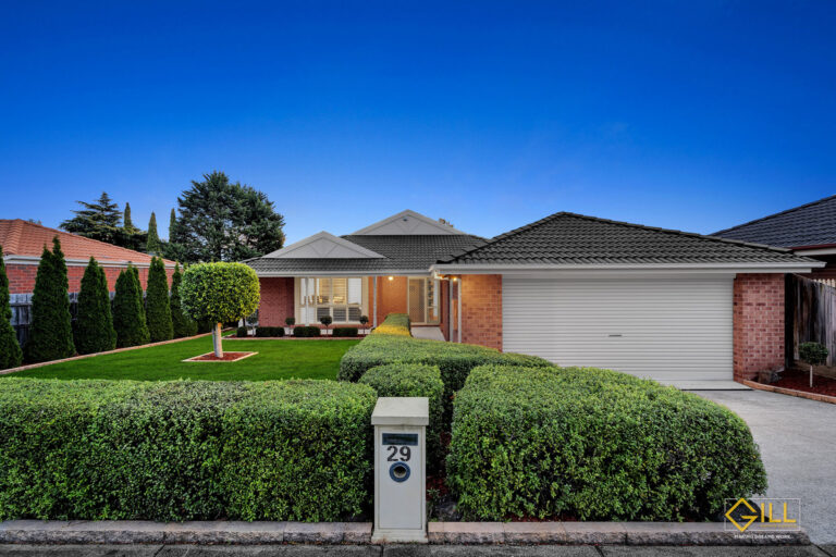 “Stunning 4-Bedroom Renovated Home in Berwick – Perfect Family Living!”