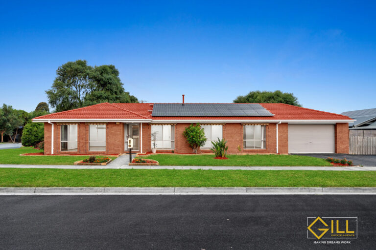 Charming 3-Bedroom Rental Home on Centre Road, Berwick: Your Perfect Haven of Comfort and Convenience.