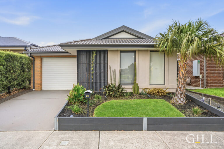 Parkside Living with Modern Comfort in the Heart of Officer