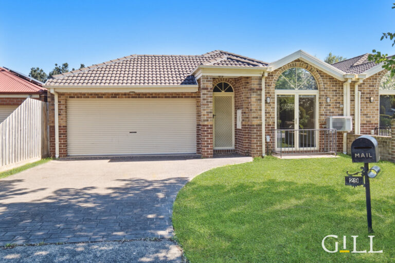 Spacious Family Living in a Prime Berwick Location